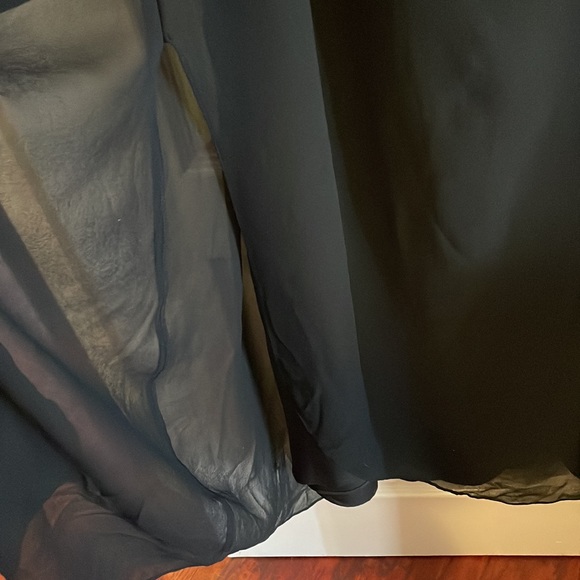 NWT Nicole Miller Black One Shoulder Chiffon Silk Dress. Size 4. - Picture 7 of 14